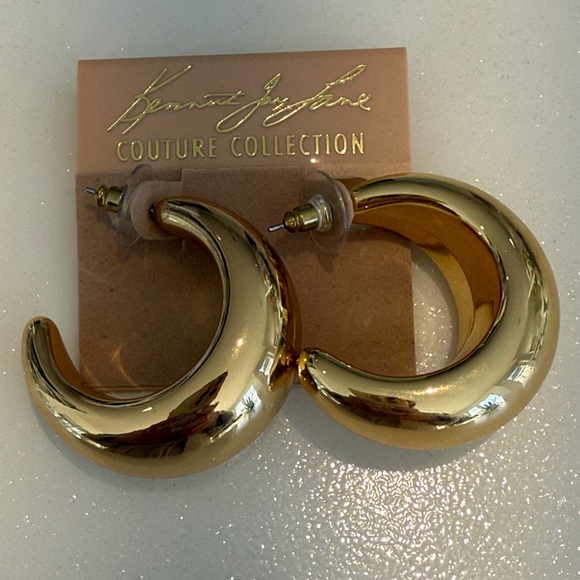 Kenneth Jay Lane couture collection, large statement Shiny Gold Hoop Earrings - Picture 2 of 7